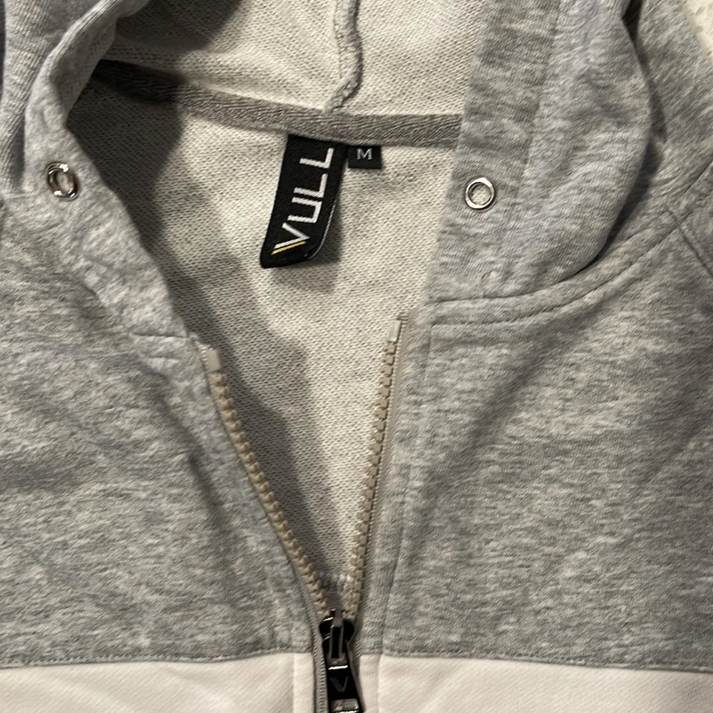 Bill full zip - Picture 2 of 2